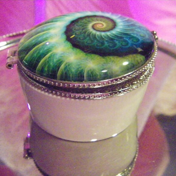 Serenity Other - Hinged Trinket Box Catalina By The Sea White With Glass Top